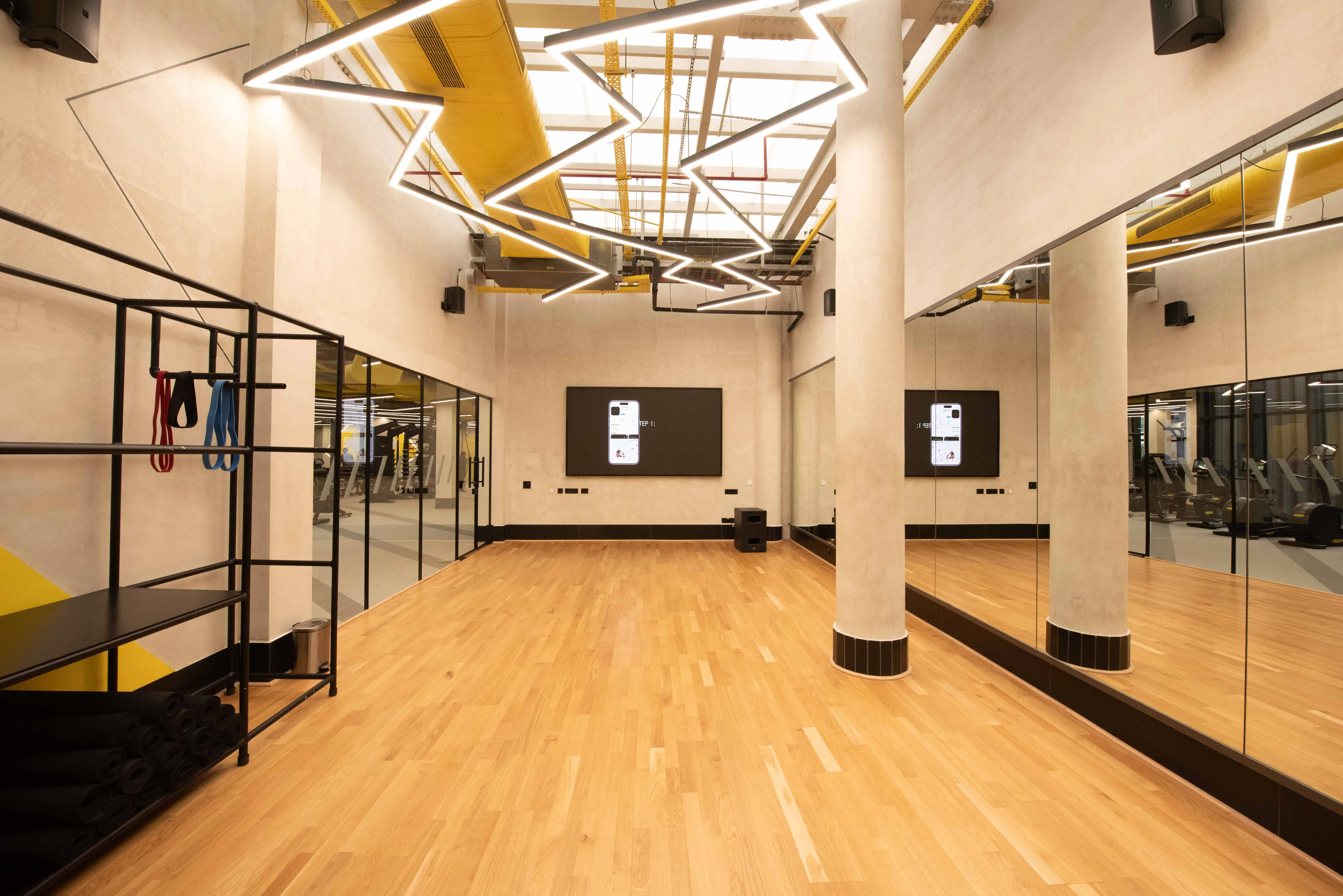 Dynamic studio at DLF THRIVE DLF Cyber City, Chennai